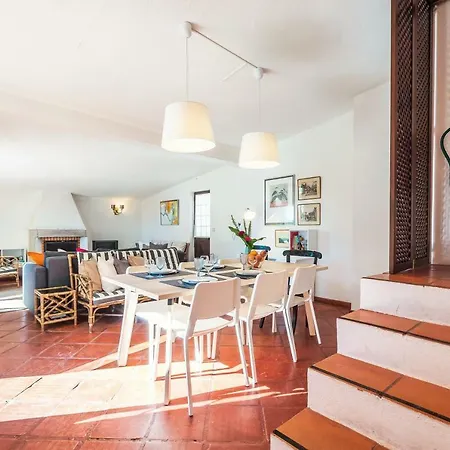 Casa Da Corredoura *